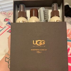 UGG sheepskin care kit